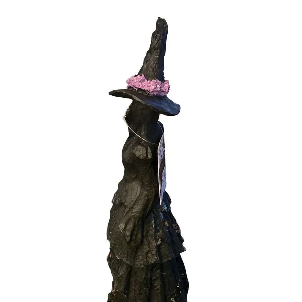 Halloween Tree Witch Figurine 18